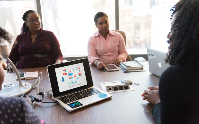 pexels-divinetechygirl-1181418